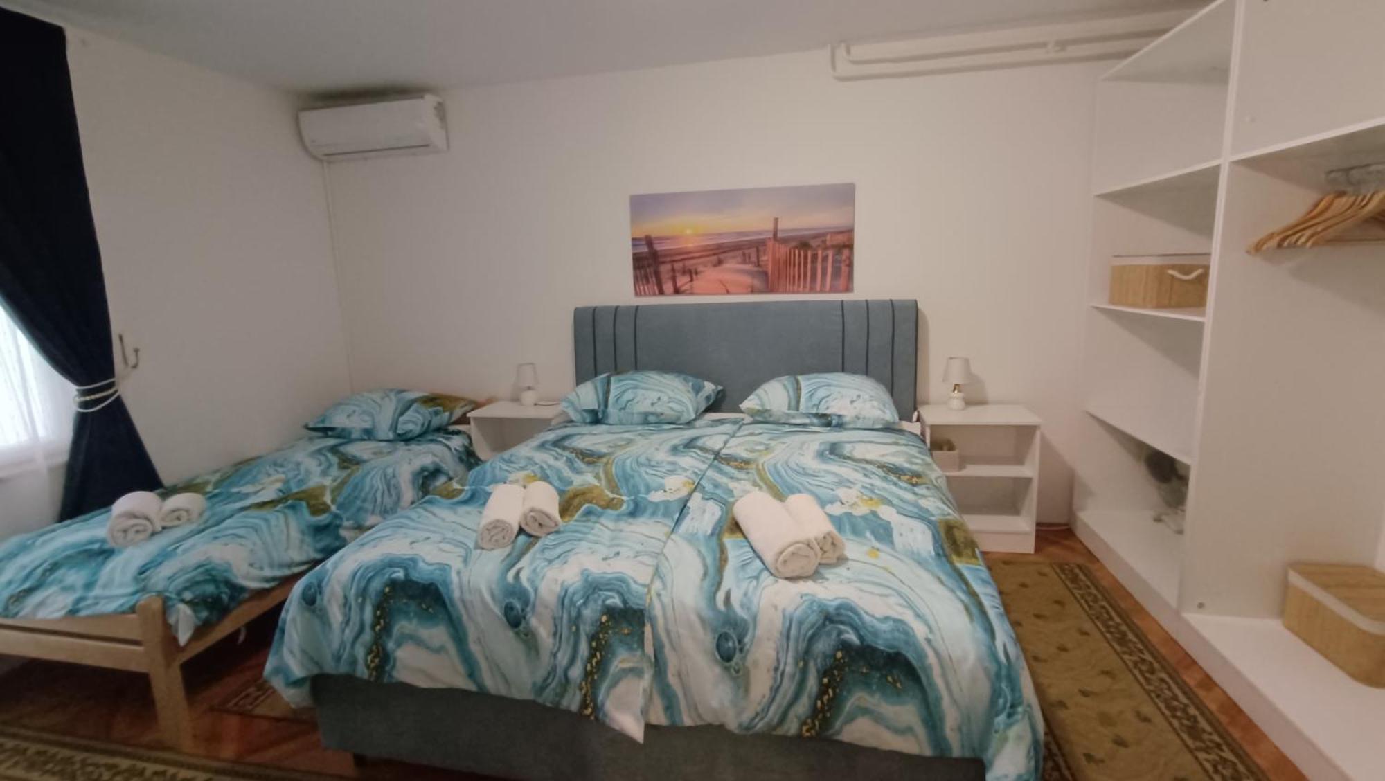 Apartments Gabriela Porec Exterior photo
